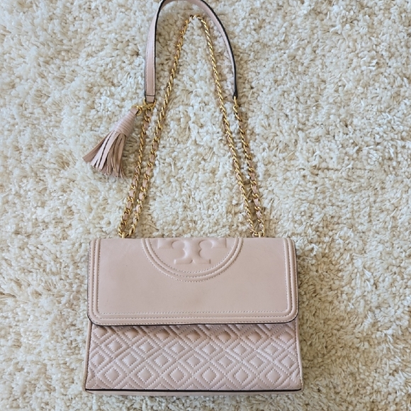 Tory Burch Handbags - Tory Burch Soft Pink and Gold Quilted Shoulder Bag